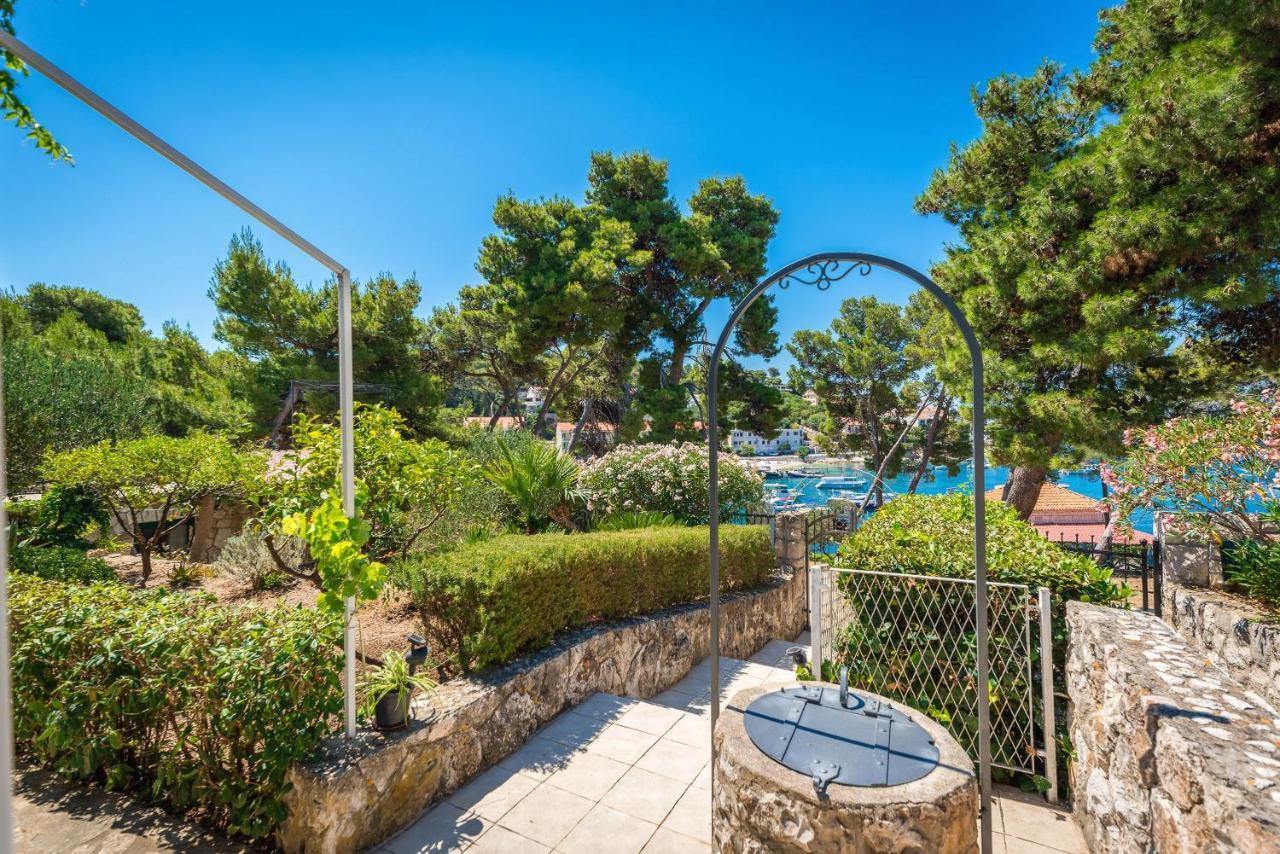 Sunny Days "Sara" - Zf Hvar هفار المظهر الخارجي الصورة