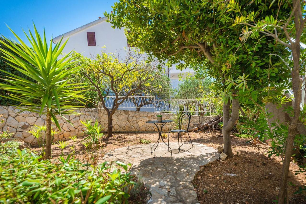Sunny Days "Sara" - Zf Hvar هفار المظهر الخارجي الصورة