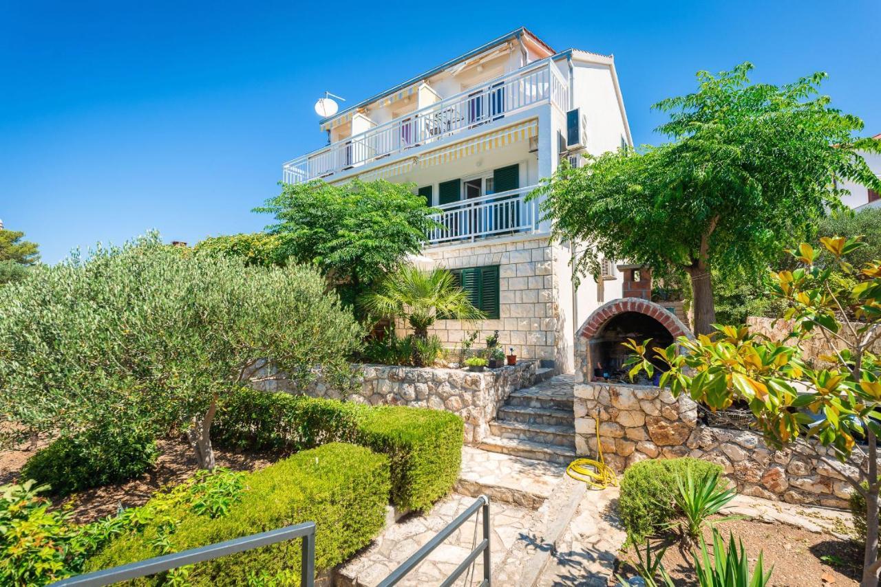 Sunny Days "Sara" - Zf Hvar هفار المظهر الخارجي الصورة