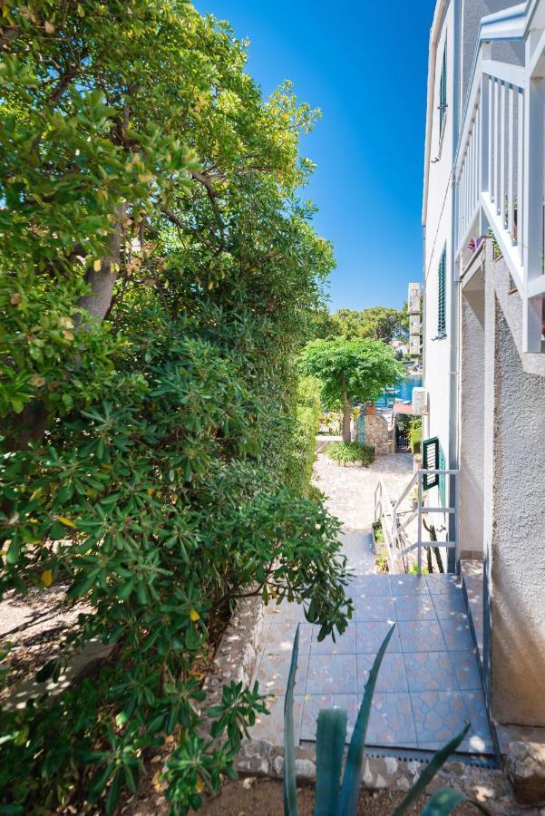 Sunny Days "Sara" - Zf Hvar هفار المظهر الخارجي الصورة